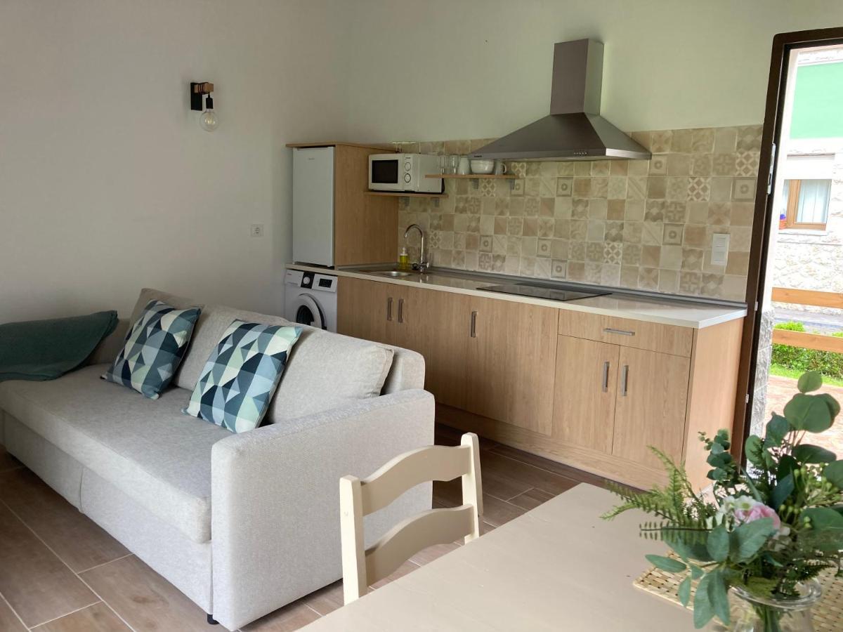 Apartamentos La Presa El Molin Onís المظهر الخارجي الصورة